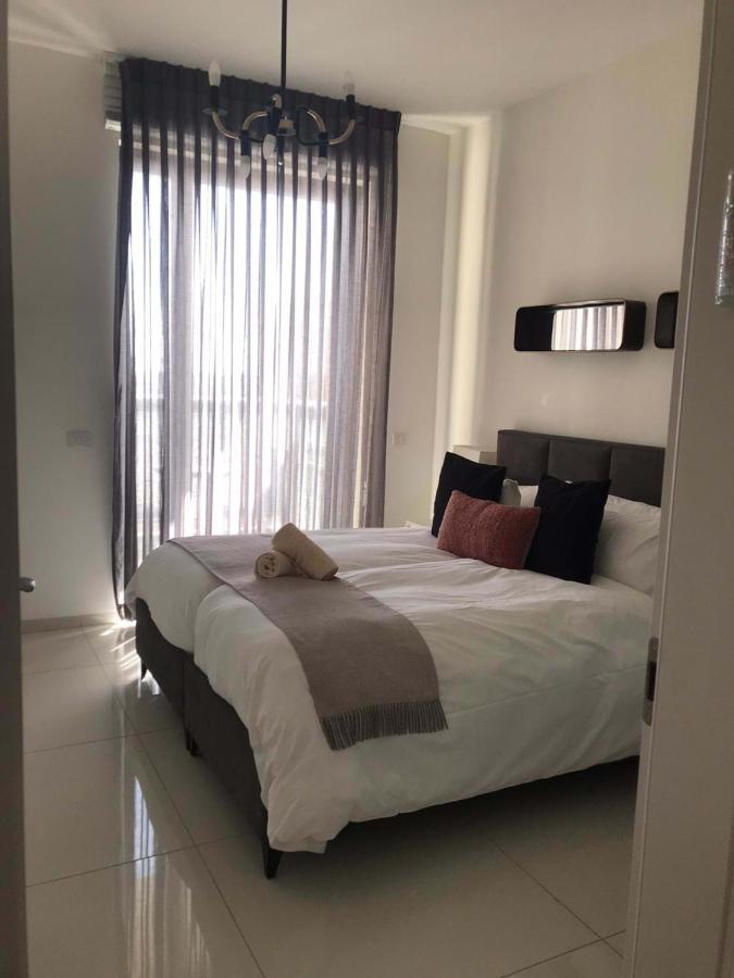 Modern Flat On Best Location In Town エルサレム エクステリア 写真